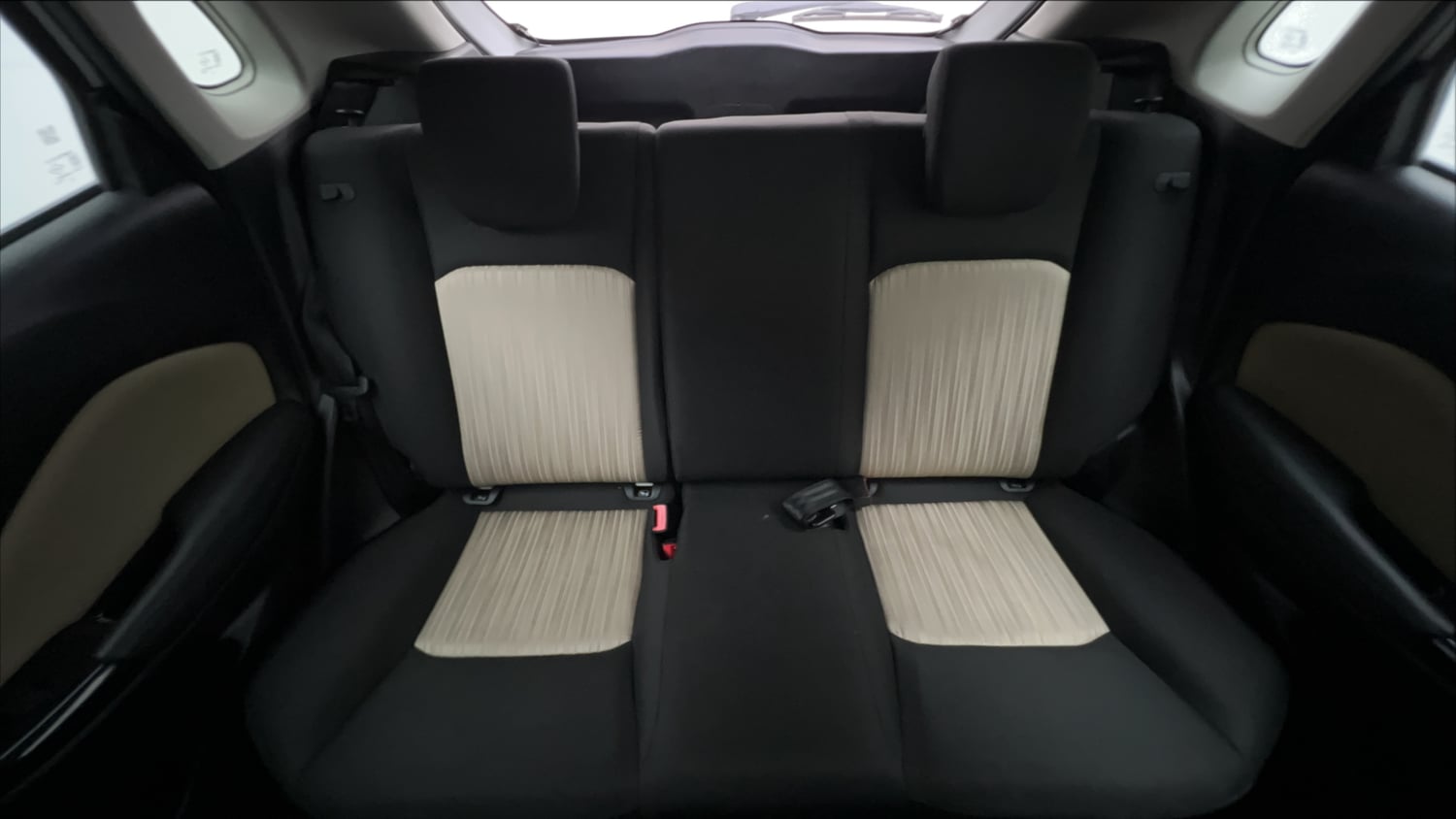 Used 2022 Toyota Glanza V AMT Petrol Automatic interior REAR SEAT CONDITION VIEW