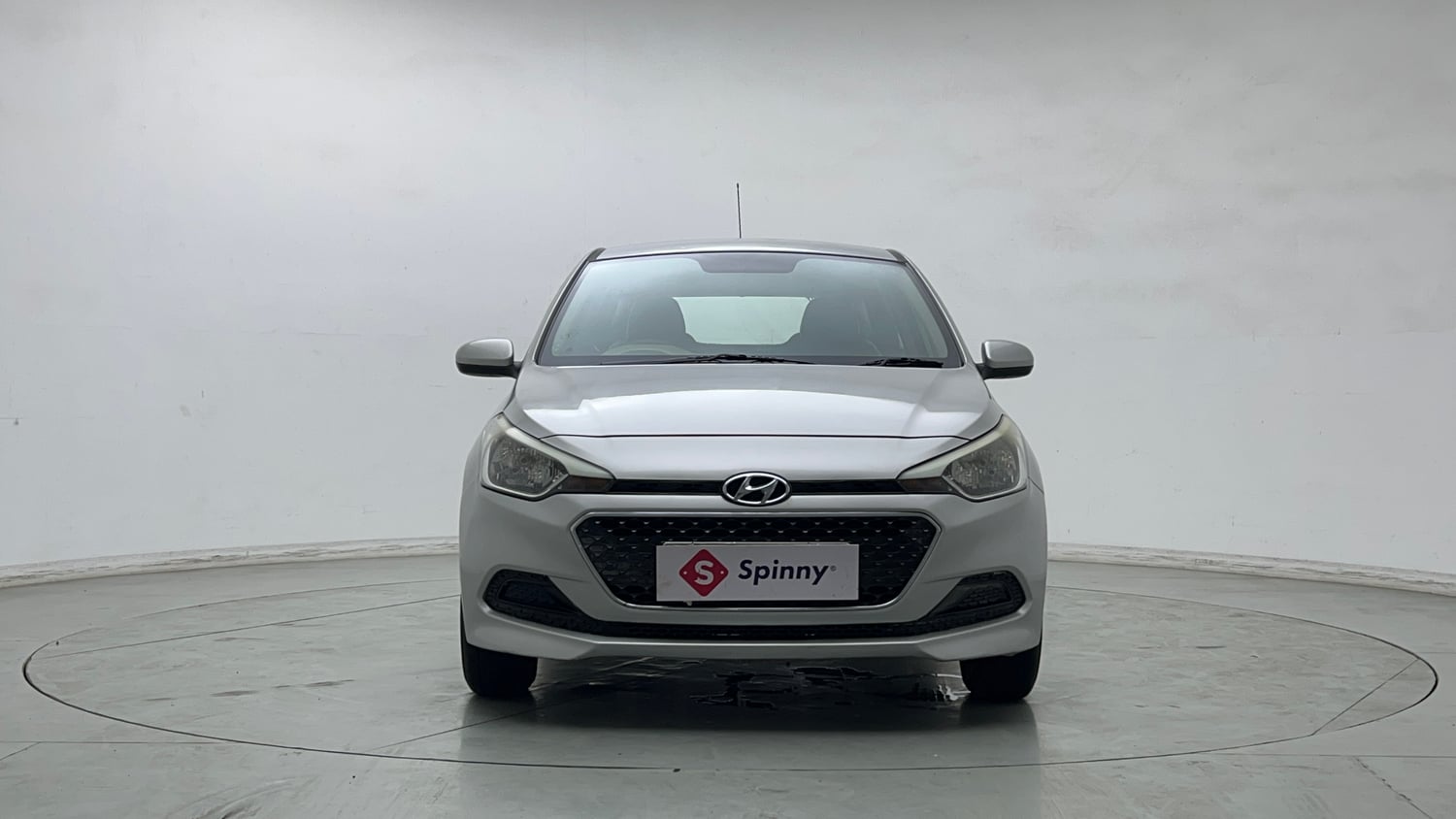 Used 2015 Hyundai Elite i20 Magna 1.2 Petrol Manual exterior FRONT VIEW