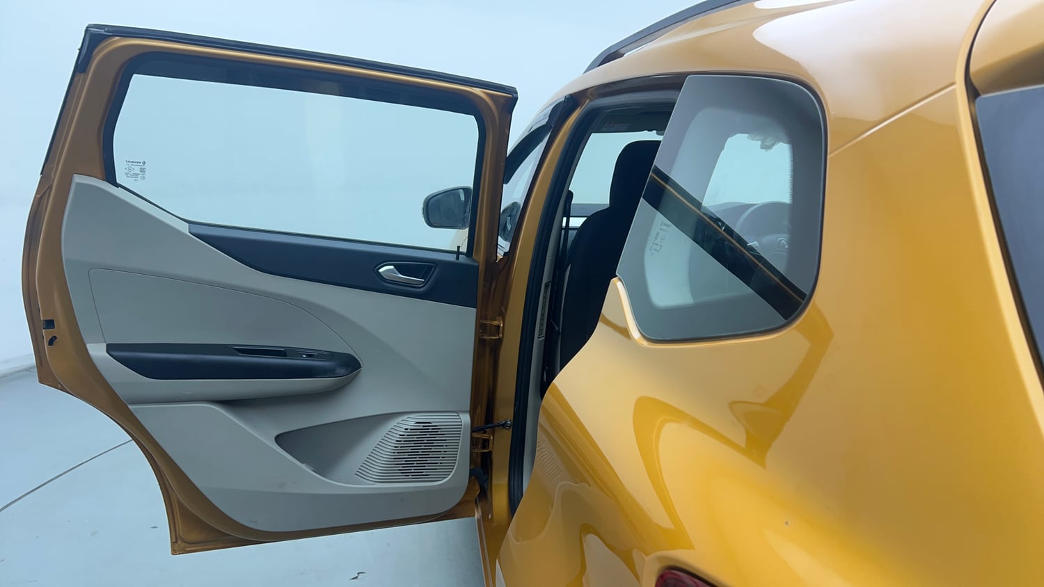 Used 2022 Renault Triber RXZ Petrol Manual interior LEFT REAR DOOR OPEN VIEW