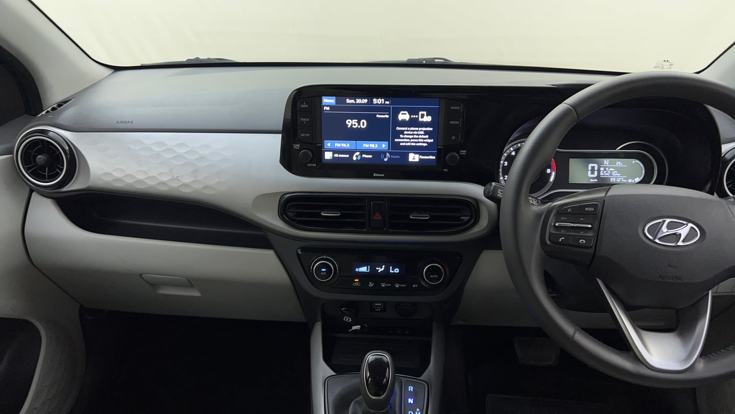 Used 2021 Hyundai Grand i10 Nios Asta AMT 1.2 Kappa VTVT Petrol Automatic interior MUSIC SYSTEM & AC CONTROL VIEW