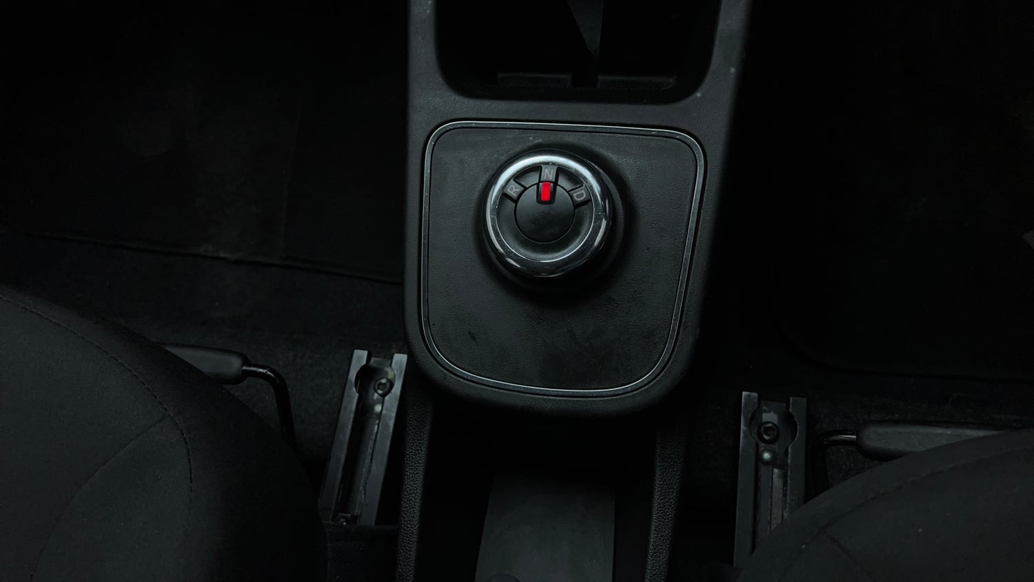 Used 2022 Renault Kwid RXT 1.0 AMT Petrol Automatic interior GEAR  KNOB VIEW