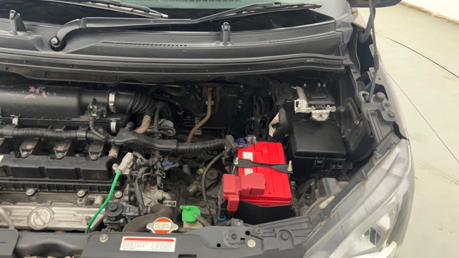 Used 2022 Maruti Suzuki Wagon R ZXI Plus 1.2 Petrol Manual engine ENGINE LEFT SIDE VIEW
