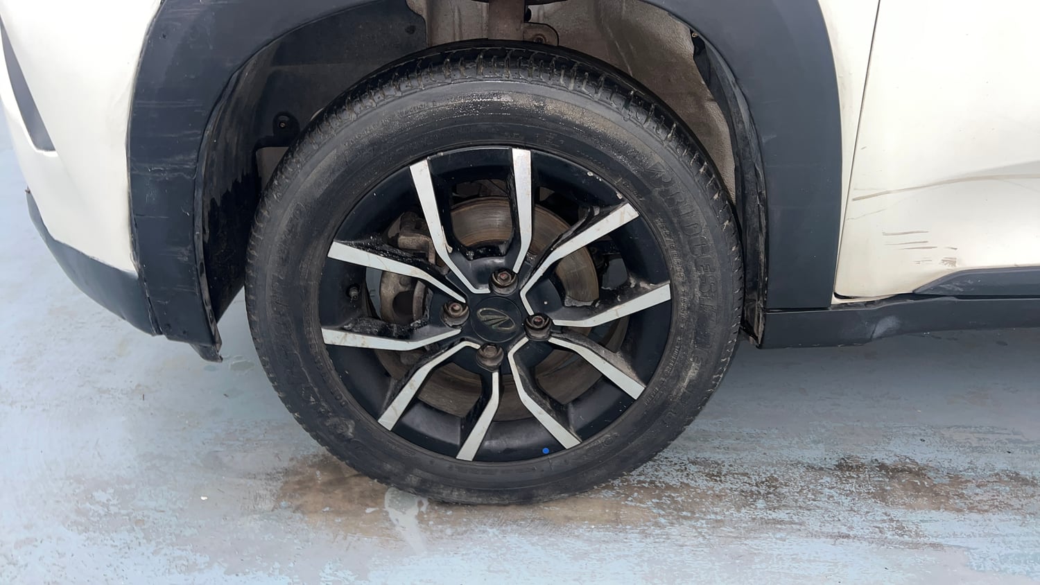 Used 2019 Mahindra KUV100 NXT K8 6 STR Petrol Manual tyres LEFT FRONT TYRE RIM VIEW