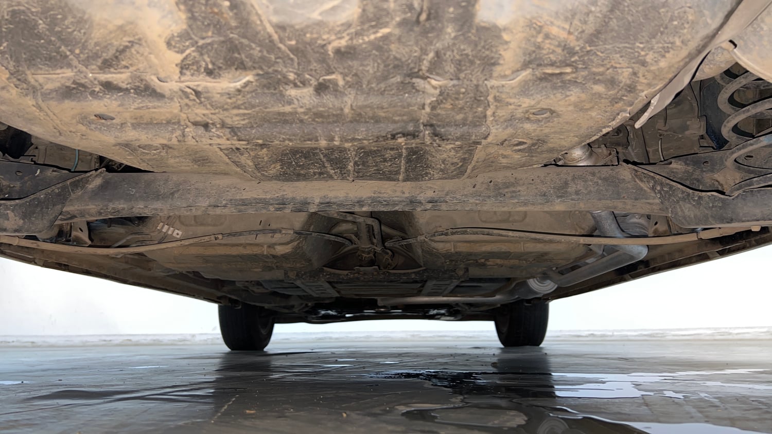 Used 2019 Honda WR-V VX MT Petrol Petrol Manual extra REAR UNDERBODY VIEW (TAKEN FROM REAR)