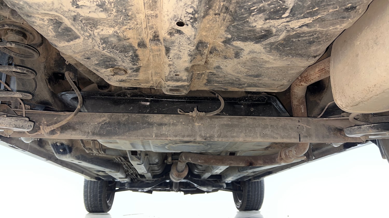 Used 2020 Tata Nexon XMA Petrol Automatic extra REAR UNDERBODY VIEW (TAKEN FROM REAR)