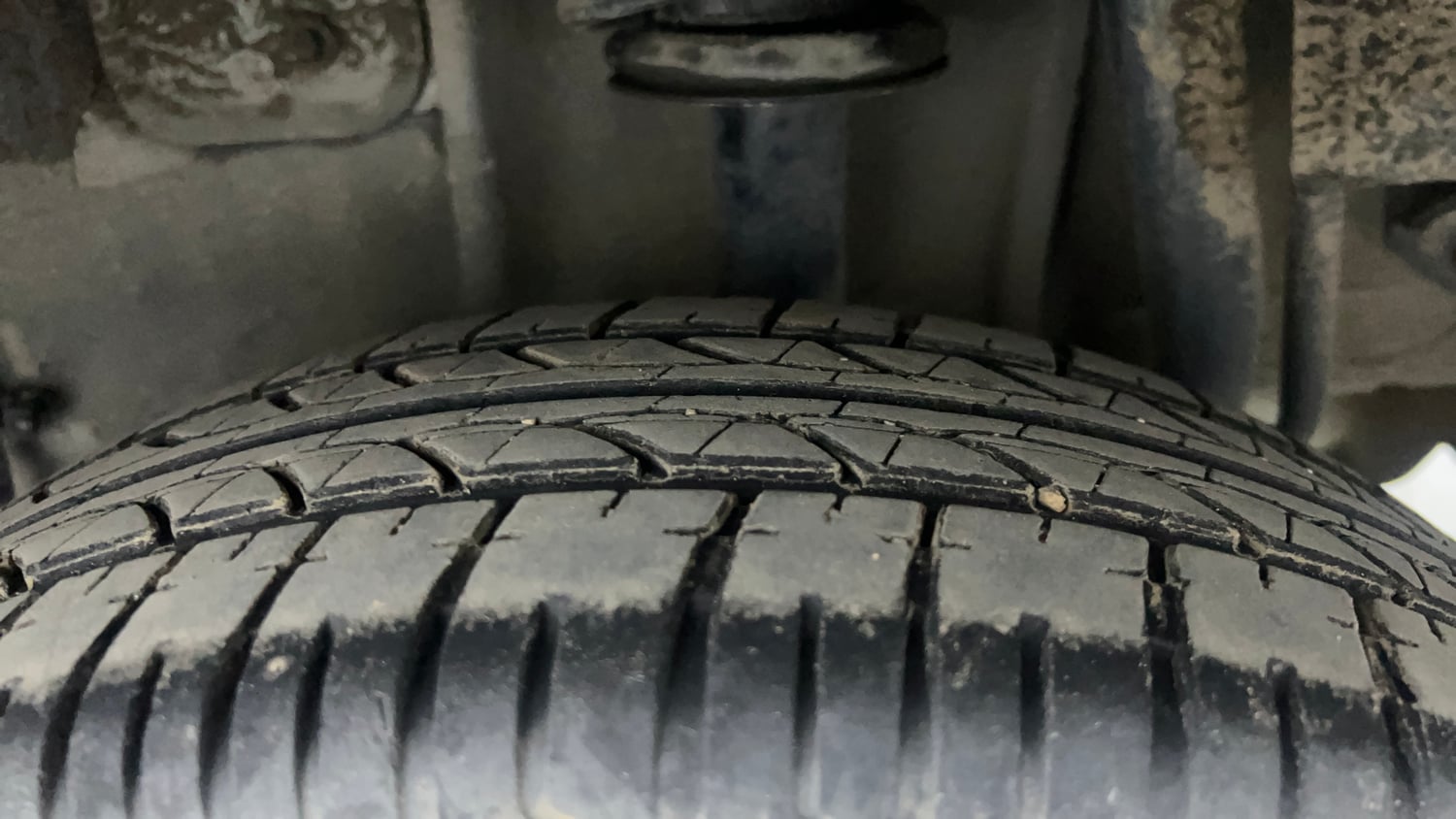 Used 2021 Tata Tiago XT Petrol Manual tyres LEFT REAR TYRE TREAD VIEW