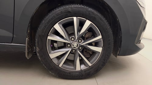 Used 2022 Skoda Slavia Style 1.5L TSI DSG Petrol Automatic tyres RIGHT FRONT TYRE RIM VIEW