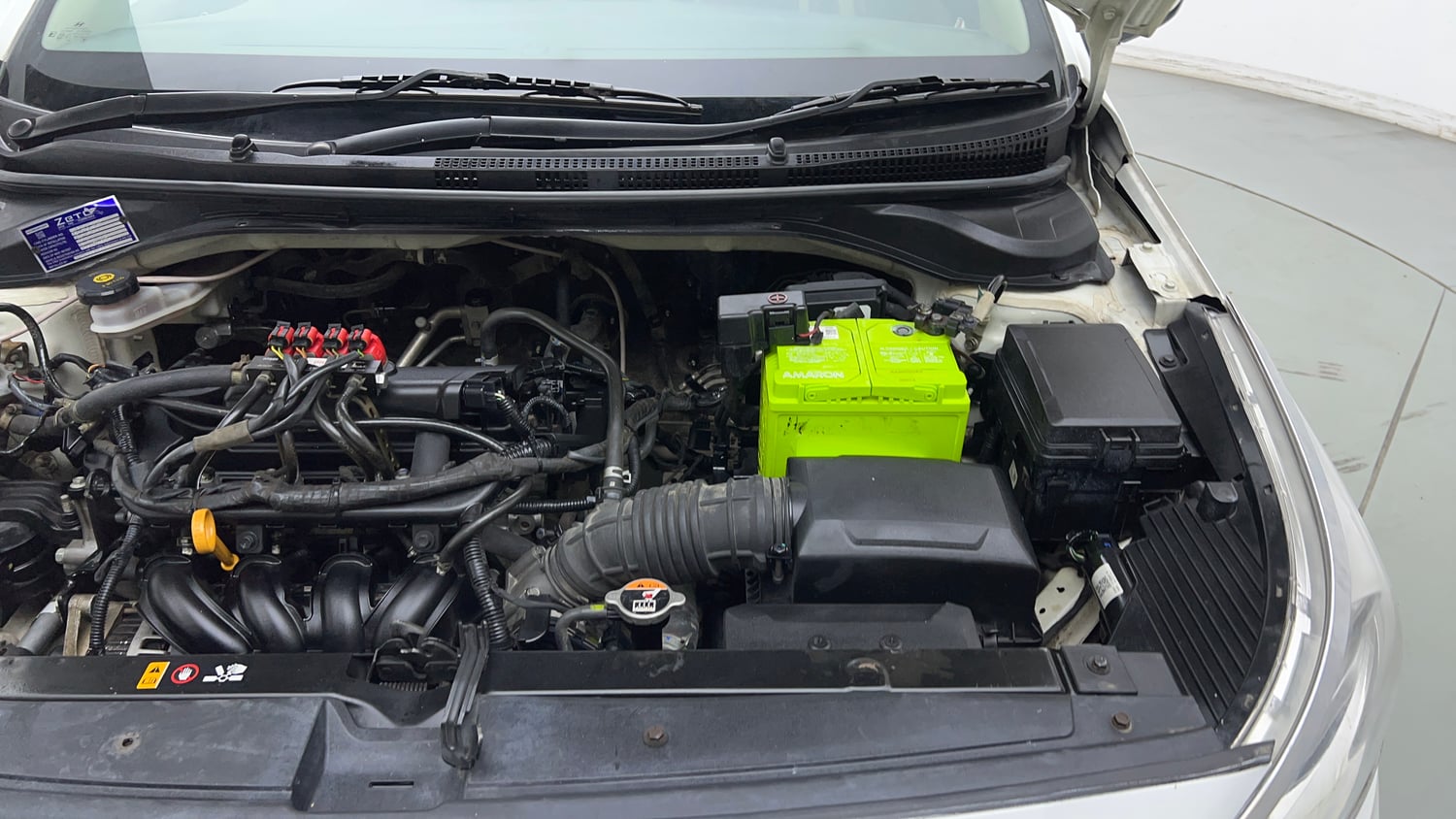Used 2019 Hyundai Verna 1.4 VTVT EX Petrol+cng(outside fitted) Cng Manual engine ENGINE LEFT SIDE VIEW