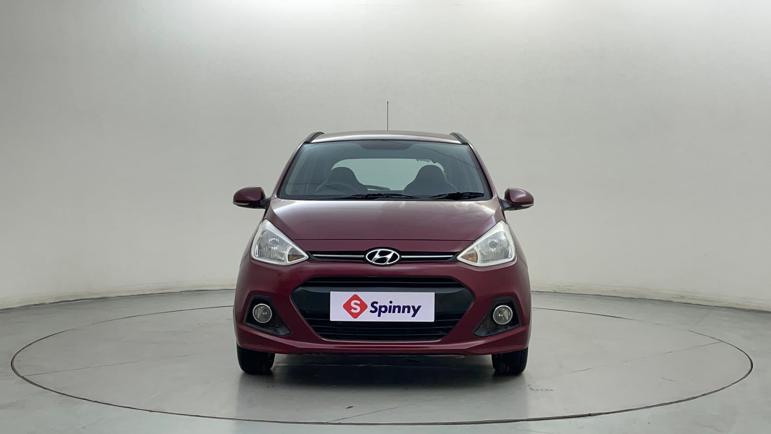 Used 2016 Hyundai Grand i10 Asta AT 1.2 Kappa VTVT Petrol Automatic exterior FRONT VIEW