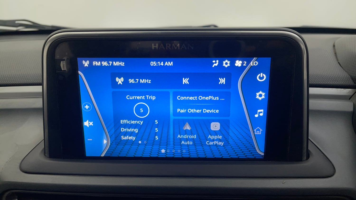 Used 2023 Tata Altroz XZ Diesel Diesel Manual top_features Integrated (in-dash) music system