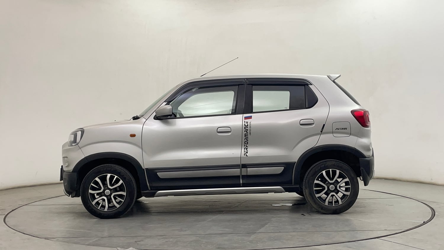 Used 2022 Maruti Suzuki S-Presso VXi Plus AMT Petrol Automatic exterior LEFT SIDE VIEW