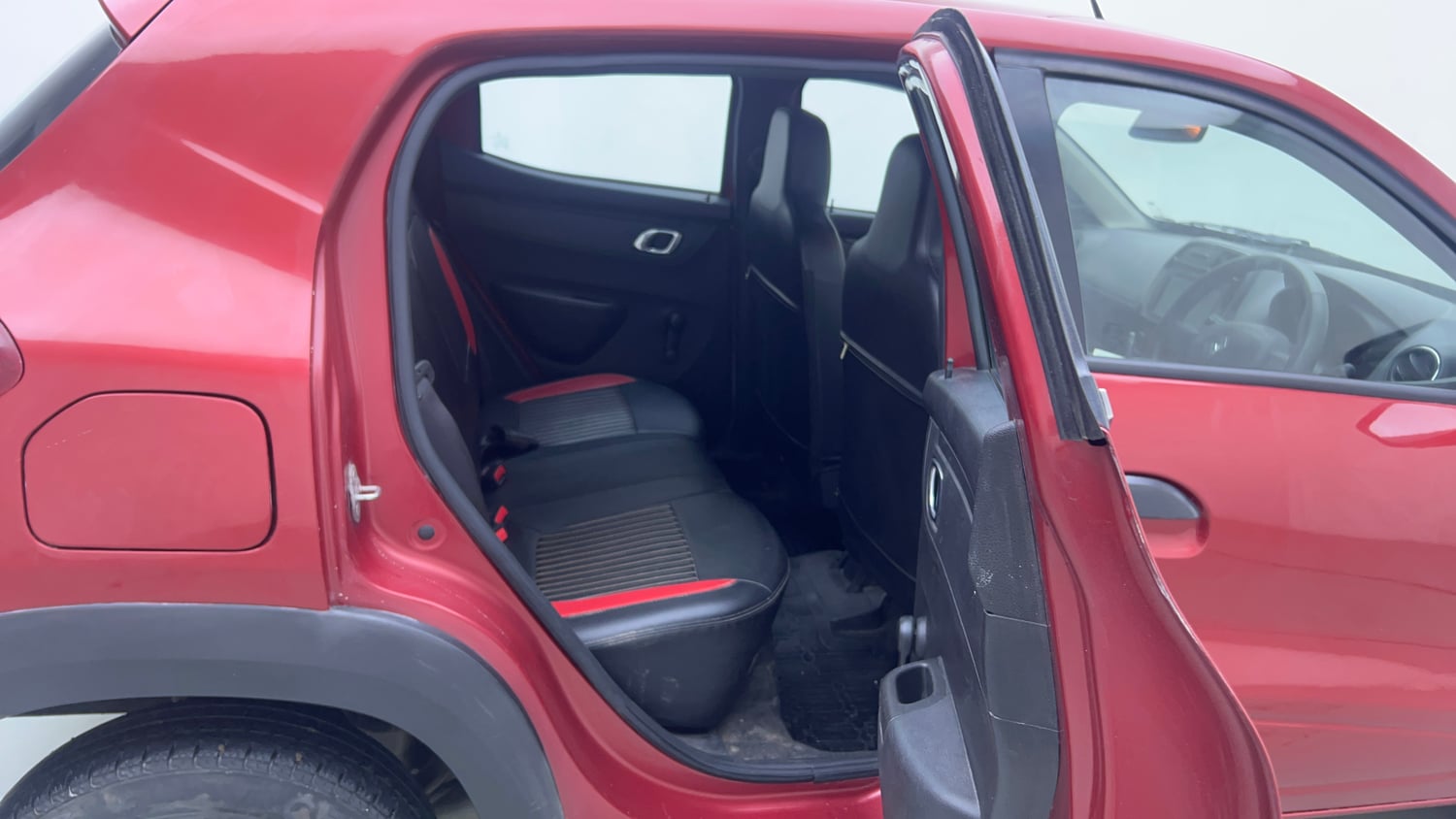 Used 2019 Renault Kwid RXT Opt Petrol Manual interior RIGHT SIDE REAR DOOR CABIN VIEW