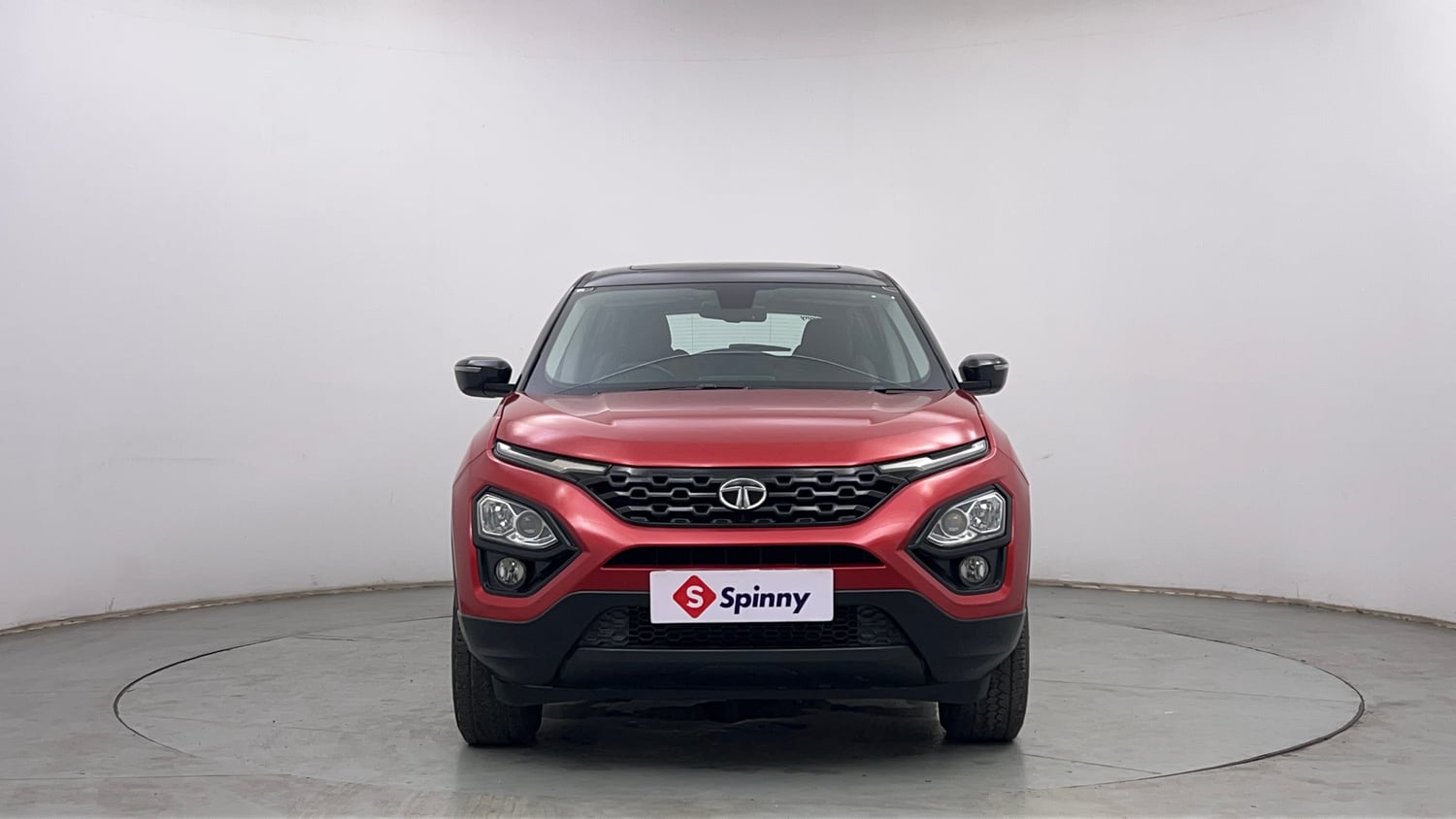 Used 2020 Tata Harrier XZA Plus Dual Tone Diesel Automatic exterior FRONT VIEW