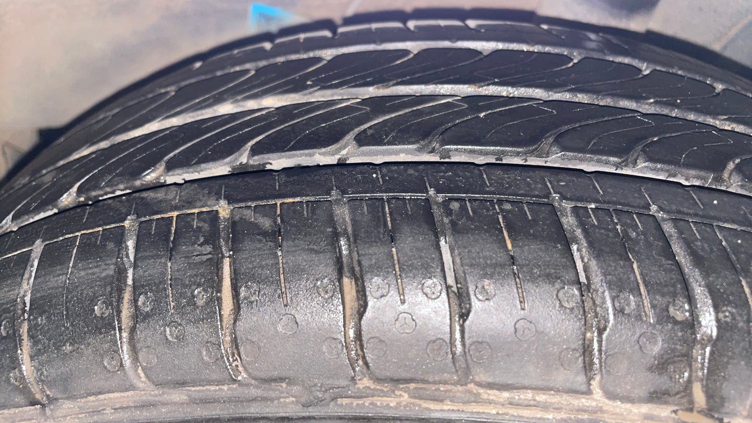 Used 2022 Hyundai Aura SX 1.2 Petrol Petrol Manual tyres LEFT REAR TYRE TREAD VIEW