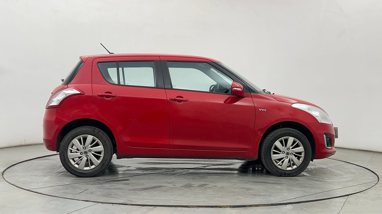 Used 2016 Maruti Suzuki Swift ZXi Petrol Manual exterior RIGHT SIDE VIEW