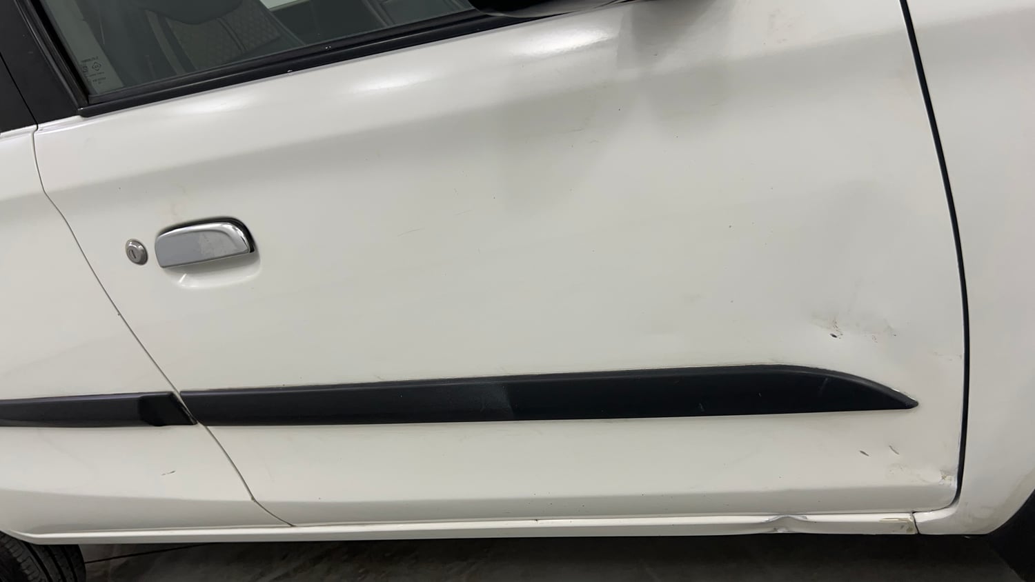 Used 2016 Maruti Suzuki Alto K10 VXi AMT Petrol Automatic dents MINOR SCRATCH