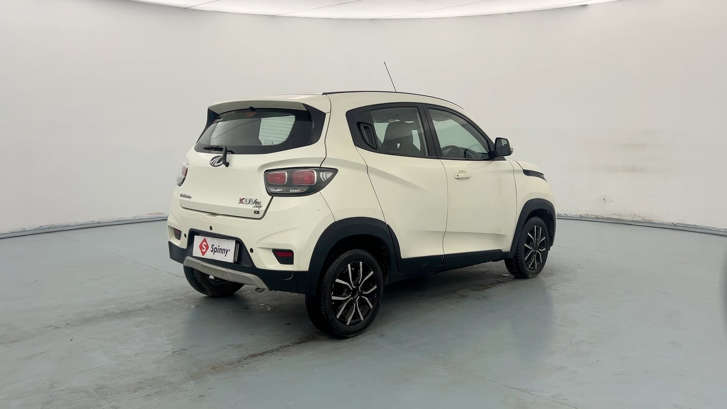 Used 2019 Mahindra KUV100 NXT K8 6 STR Petrol Manual exterior RIGHT REAR CORNER VIEW