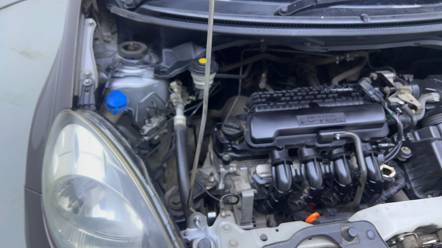 Used 2015 Honda Amaze 1.2 S i-VTEC Petrol Manual engine ENGINE RIGHT SIDE VIEW