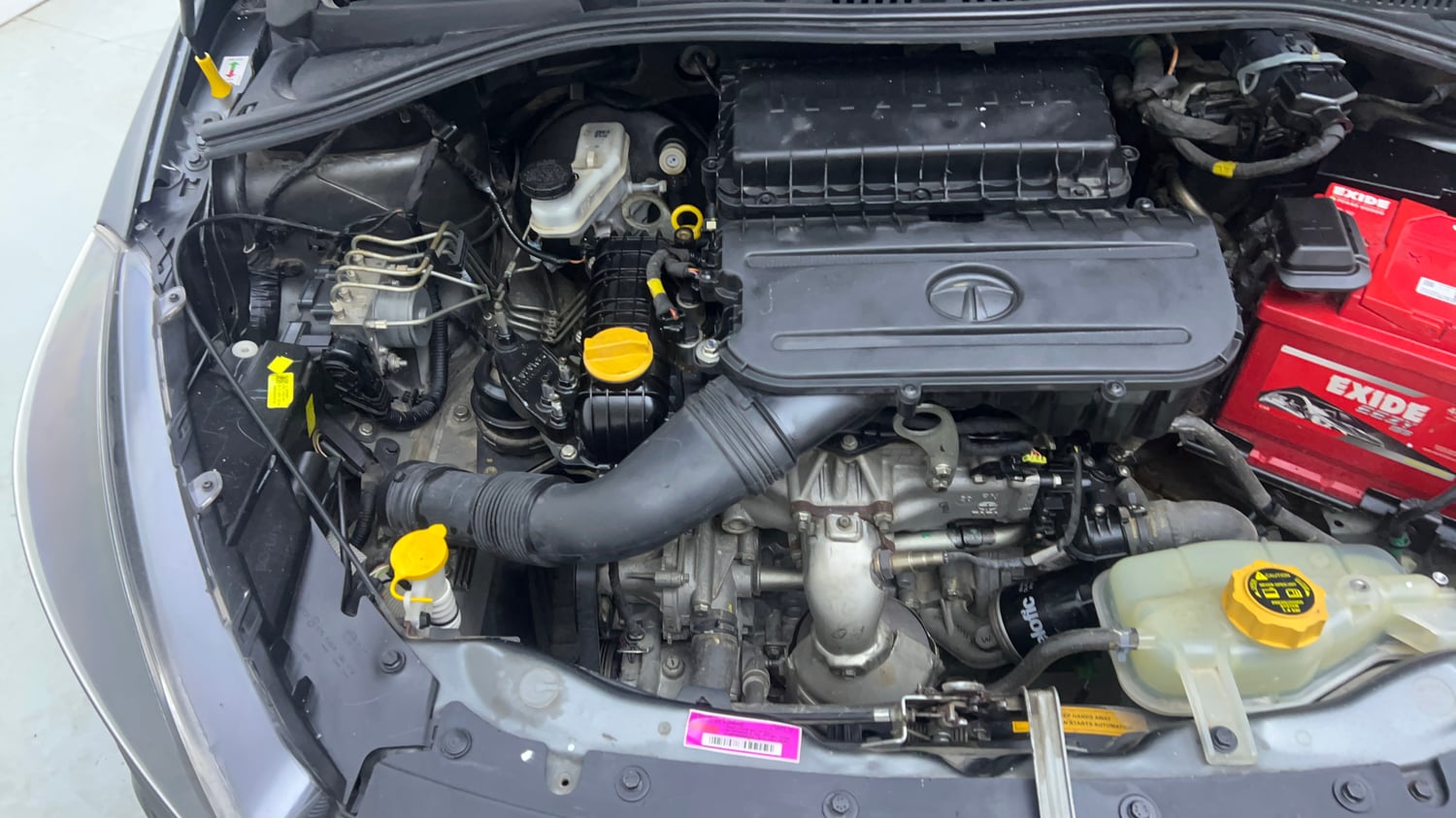 Used 2021 Tata Tiago XT Petrol Manual engine ENGINE RIGHT SIDE VIEW