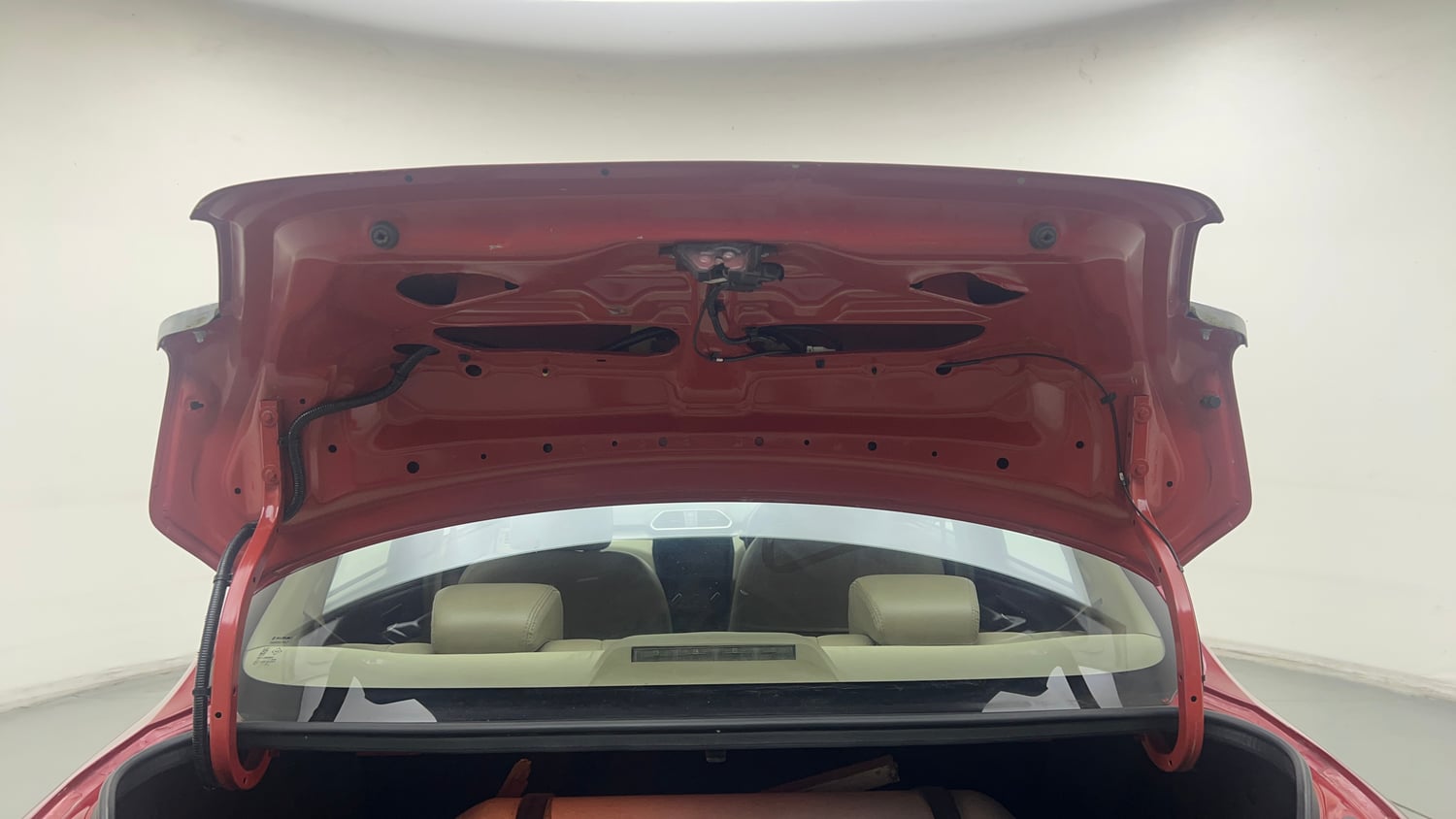 Used 2022 Maruti Suzuki Dzire VXi CNG Cng Manual interior DICKY DOOR OPEN VIEW