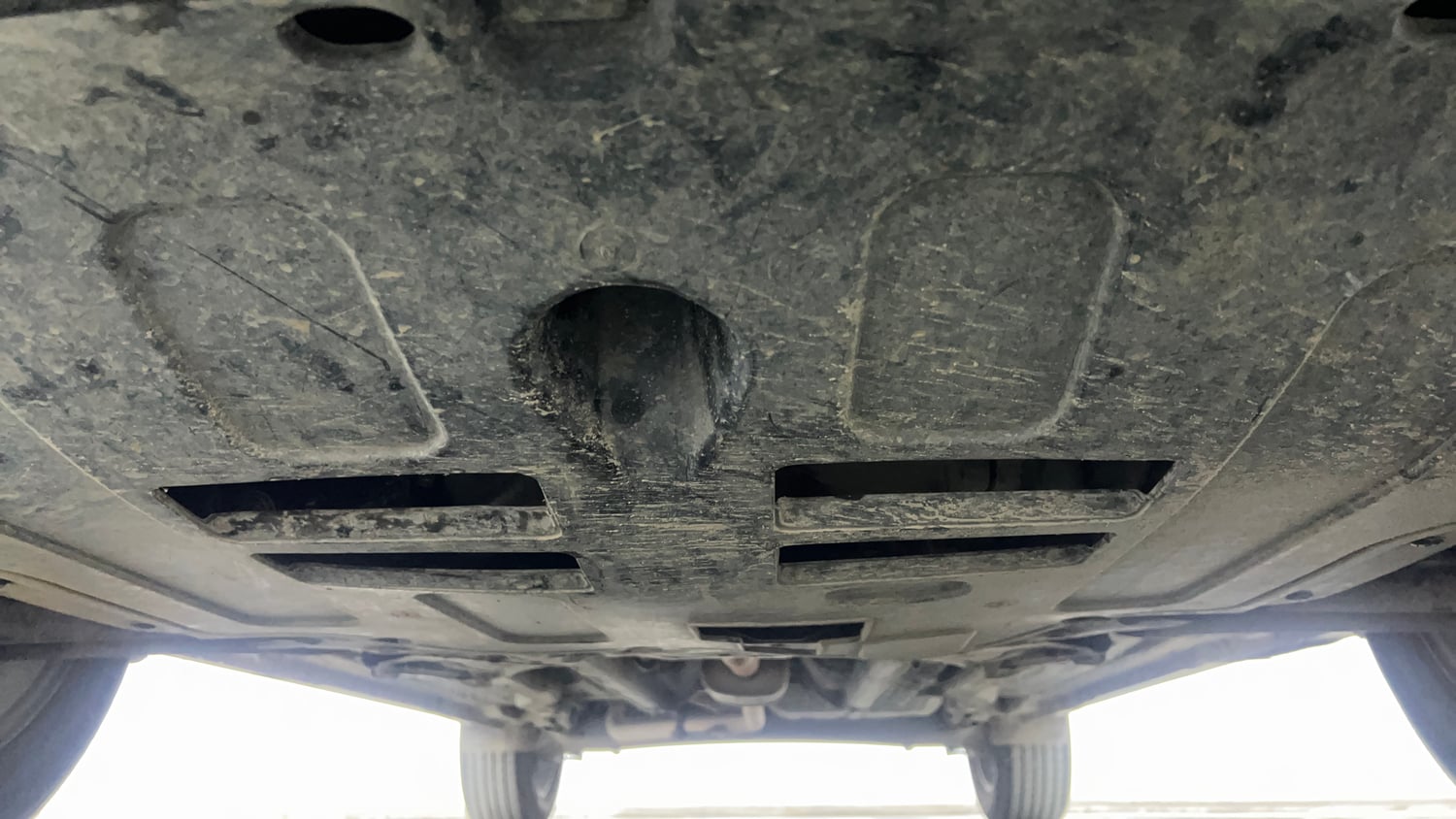Used 2017 Hyundai Creta 1.6 SX Plus AT Petrol Petrol Automatic extra FRONT LEFT UNDERBODY VIEW