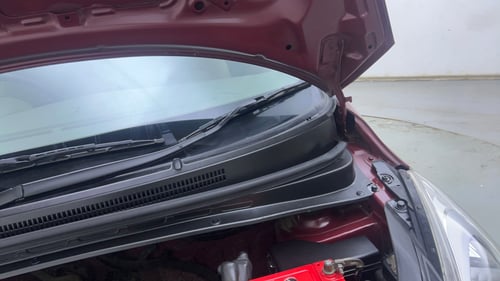 Used 2014 Hyundai i10 Sportz 1.1 iRDE2 Petrol Manual engine ENGINE LEFT SIDE HINGE & APRON VIEW