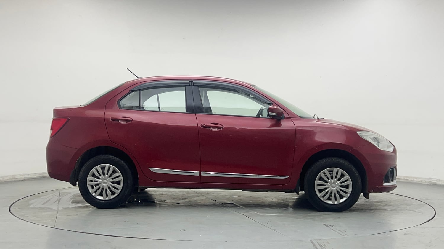 Used 2022 Maruti Suzuki Dzire VXi CNG Cng Manual exterior RIGHT SIDE VIEW