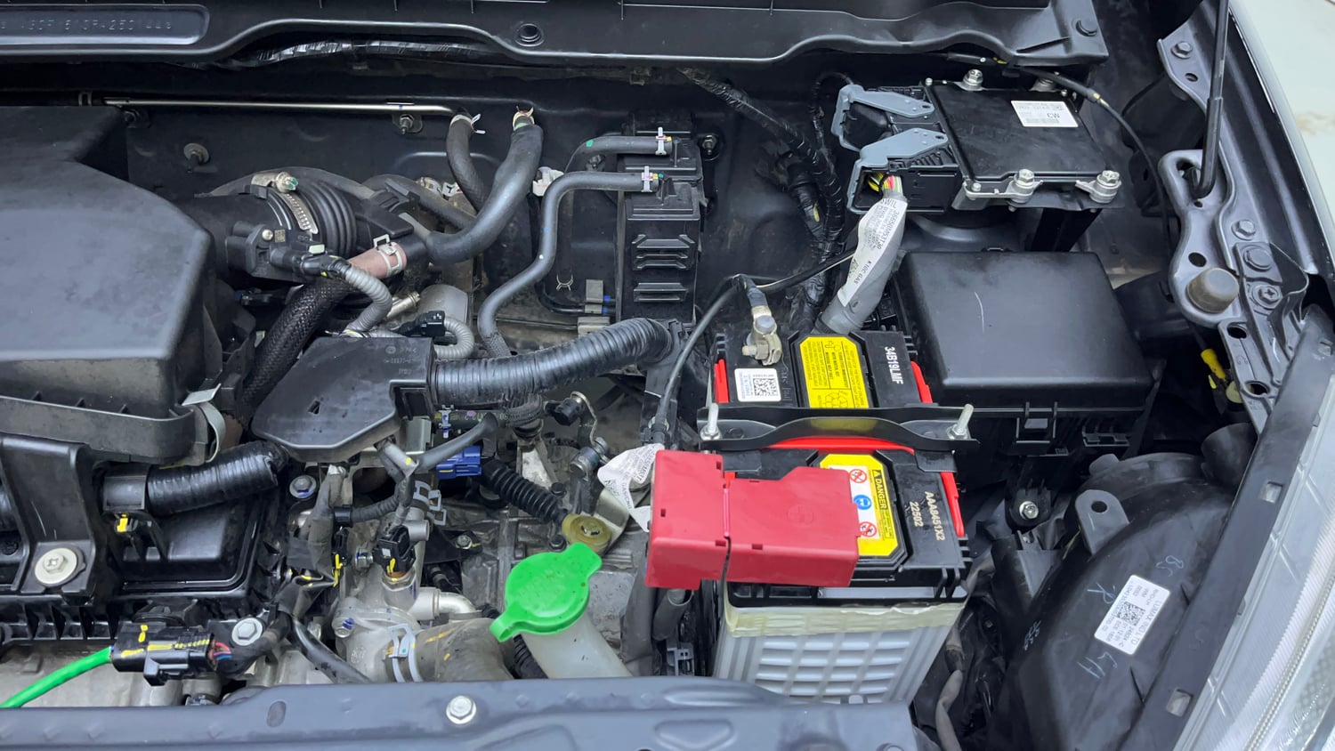 Used 2024 Maruti Suzuki Alto K10 VXi Plus Petrol Manual engine ENGINE LEFT SIDE VIEW