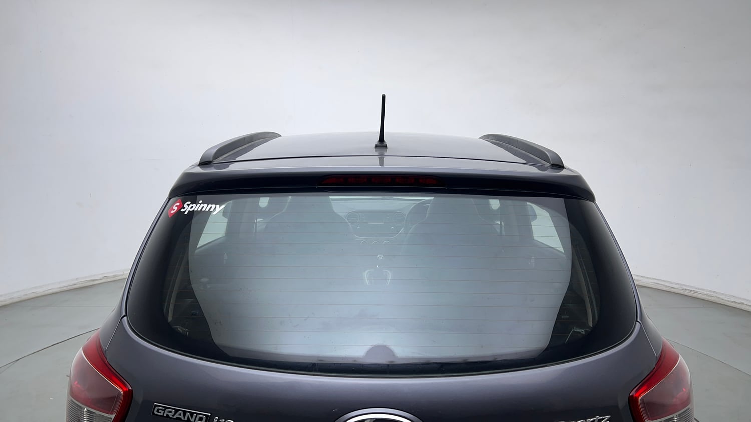 Used 2016 Hyundai Grand i10 Sportz 1.2 Kappa VTVT Petrol Manual exterior BACK WINDSHIELD VIEW