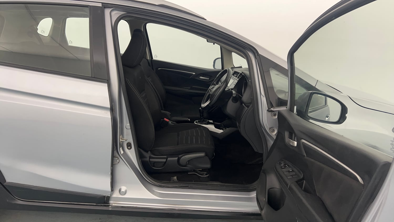 Used 2021 Honda WR-V VX MT Petrol Petrol Manual interior RIGHT SIDE FRONT DOOR CABIN VIEW