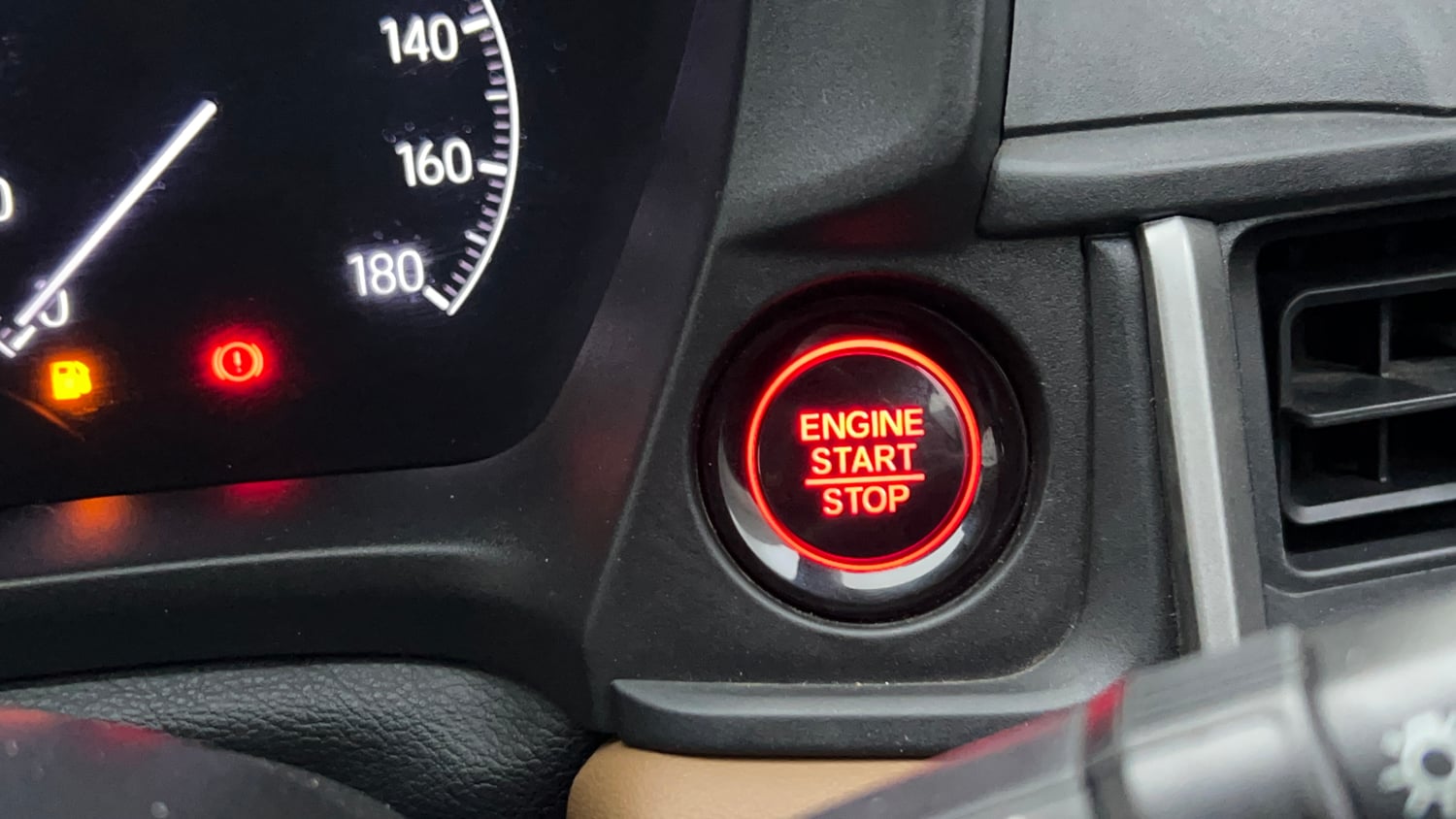 Used 2023 Honda Elevate ZX CVT Petrol Automatic top_features Keyless start