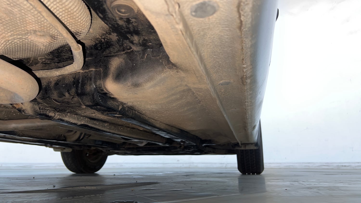 Used 2015 Hyundai Elite i20 Magna 1.2 Petrol Manual extra REAR RIGHT UNDERBODY VIEW