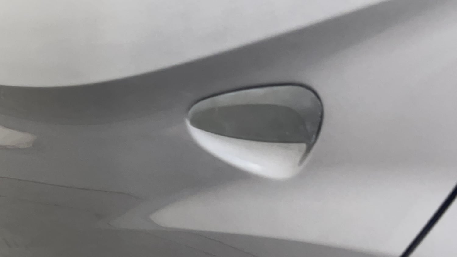 Used 2016 Hyundai Eon Magna + Petrol Manual dents MINOR SCRATCH