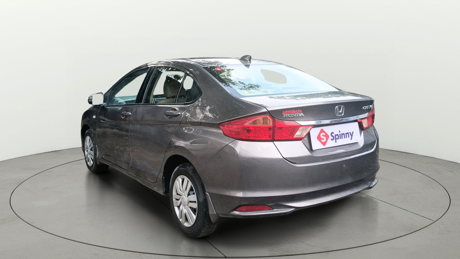 Used 2015 Honda City SV Petrol Manual exterior LEFT REAR CORNER VIEW