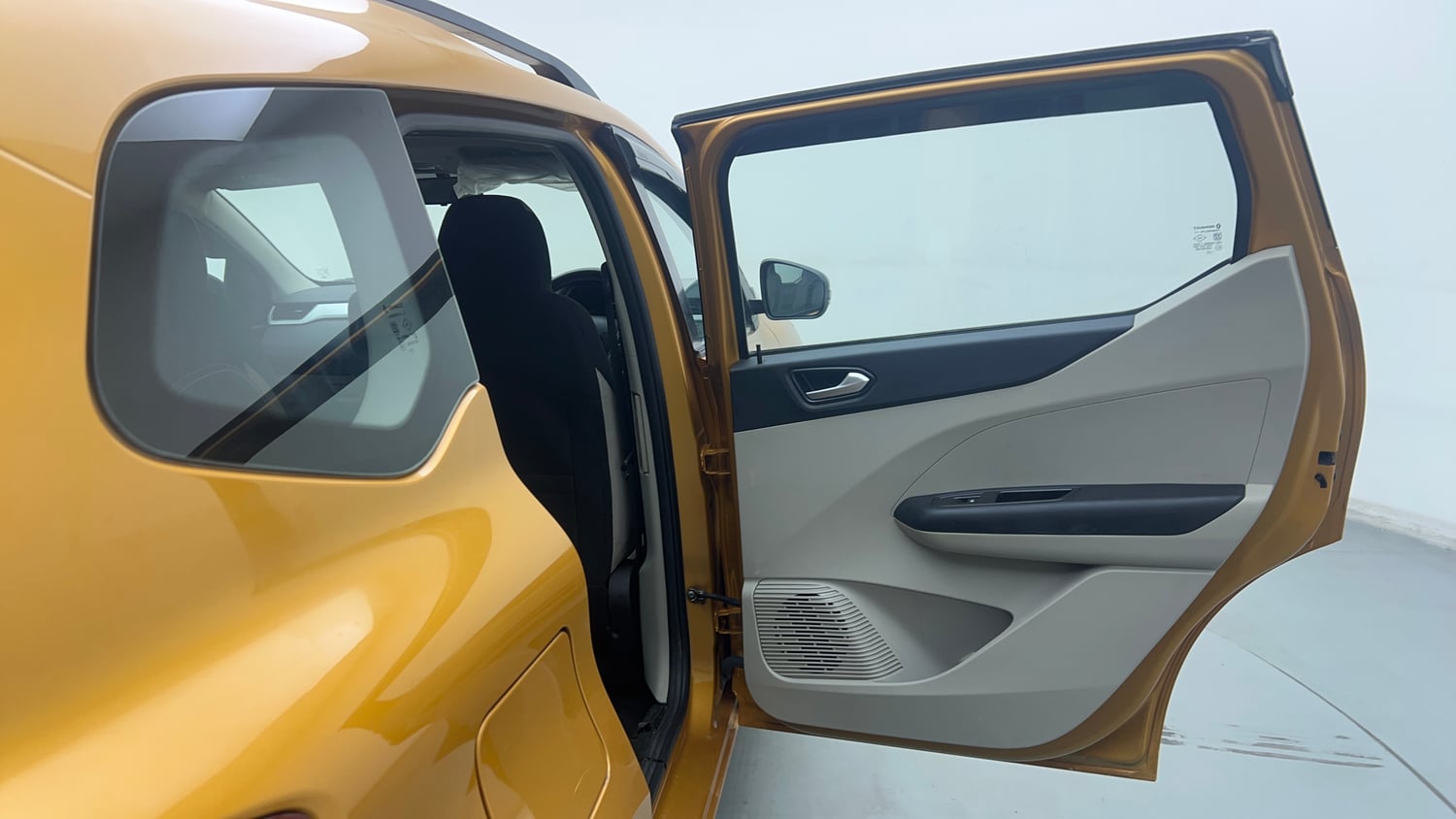 Used 2022 Renault Triber RXZ Petrol Manual interior RIGHT REAR DOOR OPEN VIEW