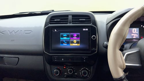 Used 2020 Renault Kwid 1.0 RXT Petrol Manual top_features Touch screen infotainment system