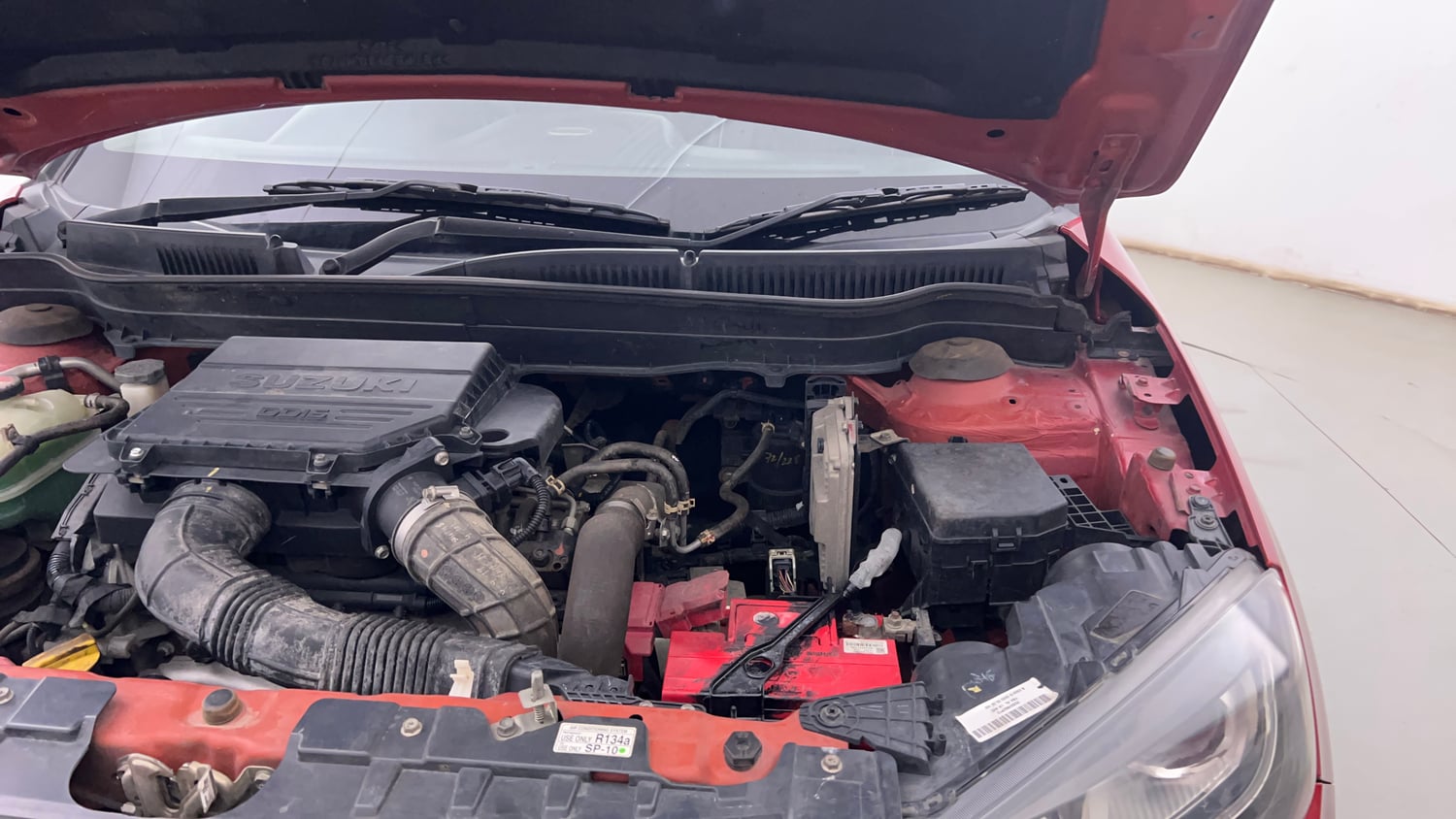 Used 2019 maruti-suzuki Vitara Brezza ZDi Plus AGS Diesel Automatic engine ENGINE LEFT SIDE HINGE & APRON VIEW