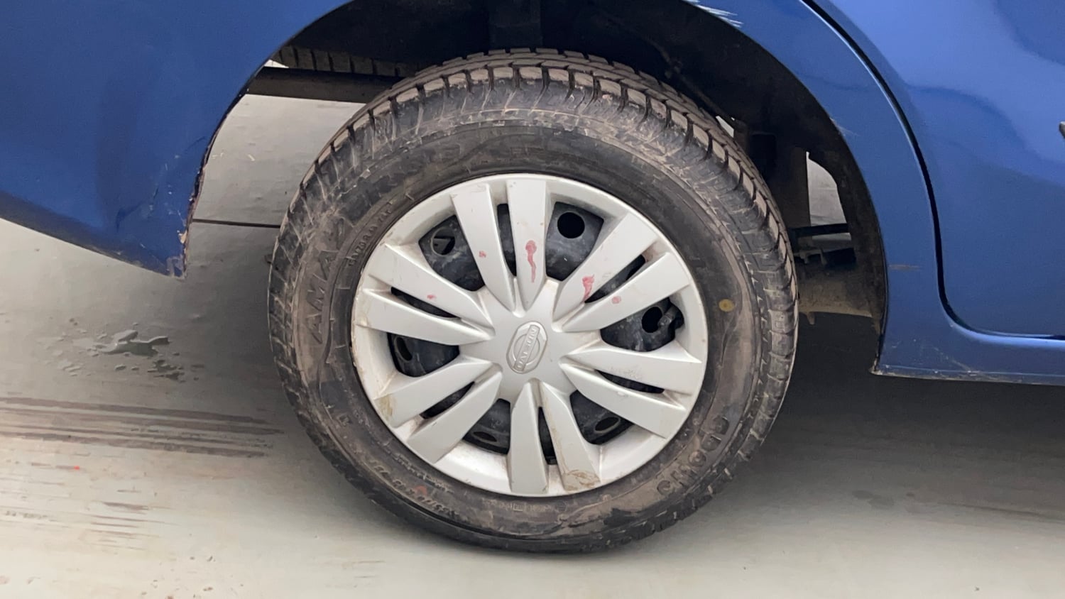 Used 2016 Datsun Go Plus Style Edition Petrol Manual tyres RIGHT REAR TYRE RIM VIEW