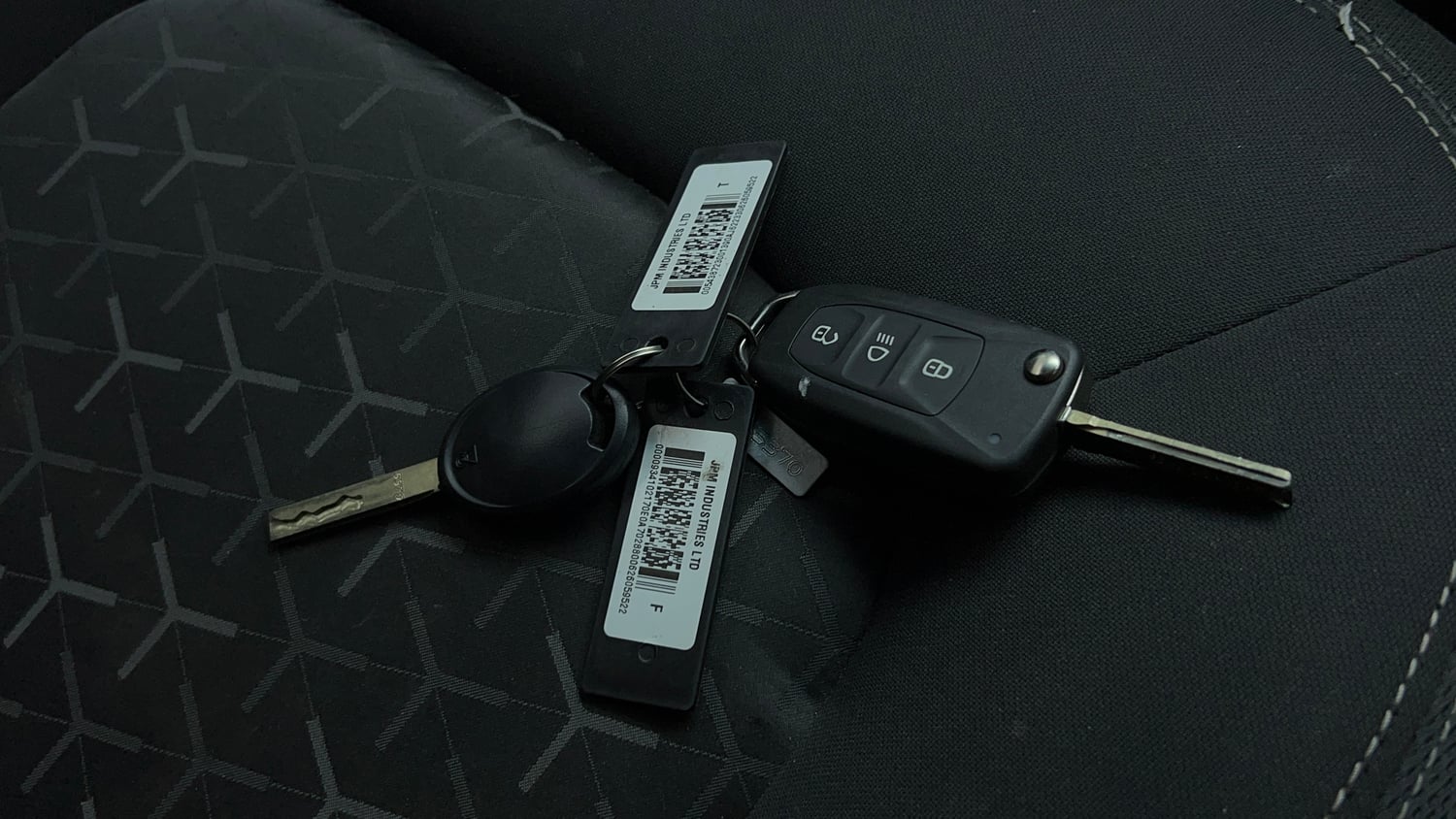 Used 2020 Tata Nexon XMA Petrol Automatic extra CAR KEY VIEW