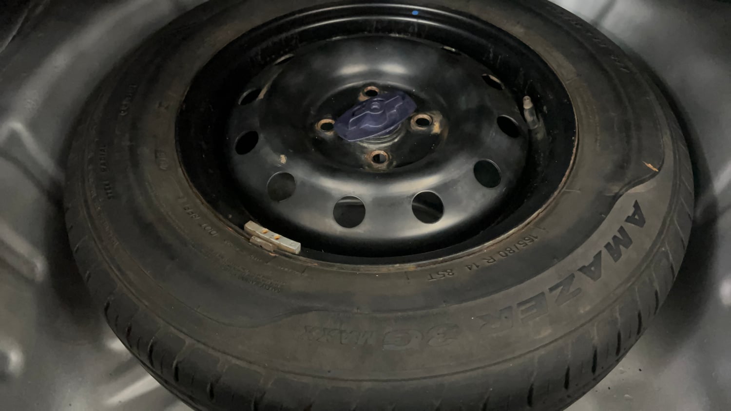 Used 2019 Maruti Suzuki Dzire VXi Petrol Manual tyres SPARE TYRE VIEW