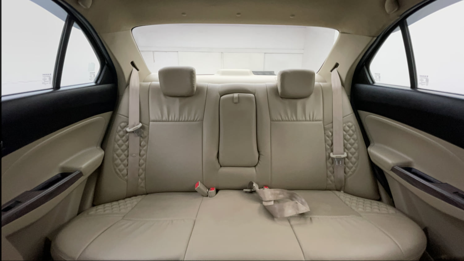 Used 2021 Maruti Suzuki Dzire VXi Petrol Manual interior REAR SEAT CONDITION VIEW