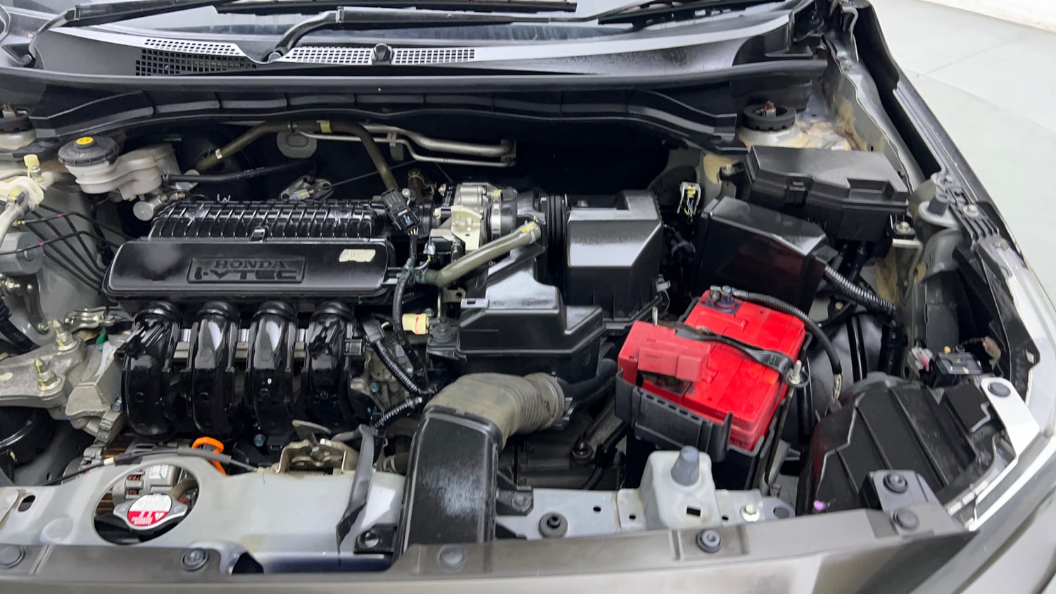 Used 2021 Honda Amaze 1.2 VX MT Petrol Petrol Manual engine ENGINE LEFT SIDE VIEW