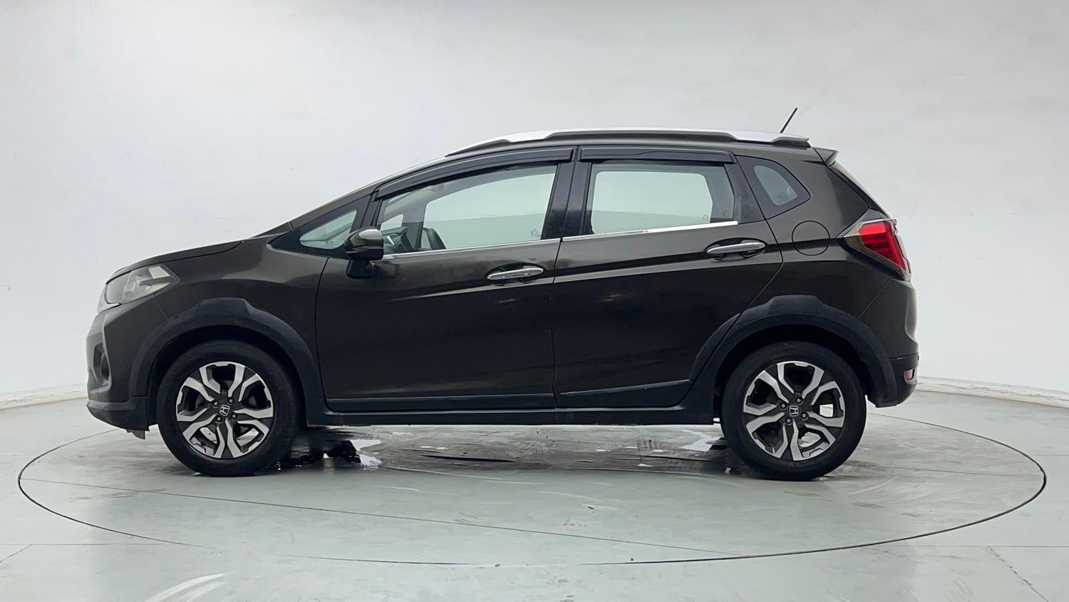 Used 2019 Honda WR-V VX MT Petrol Petrol Manual exterior LEFT SIDE VIEW