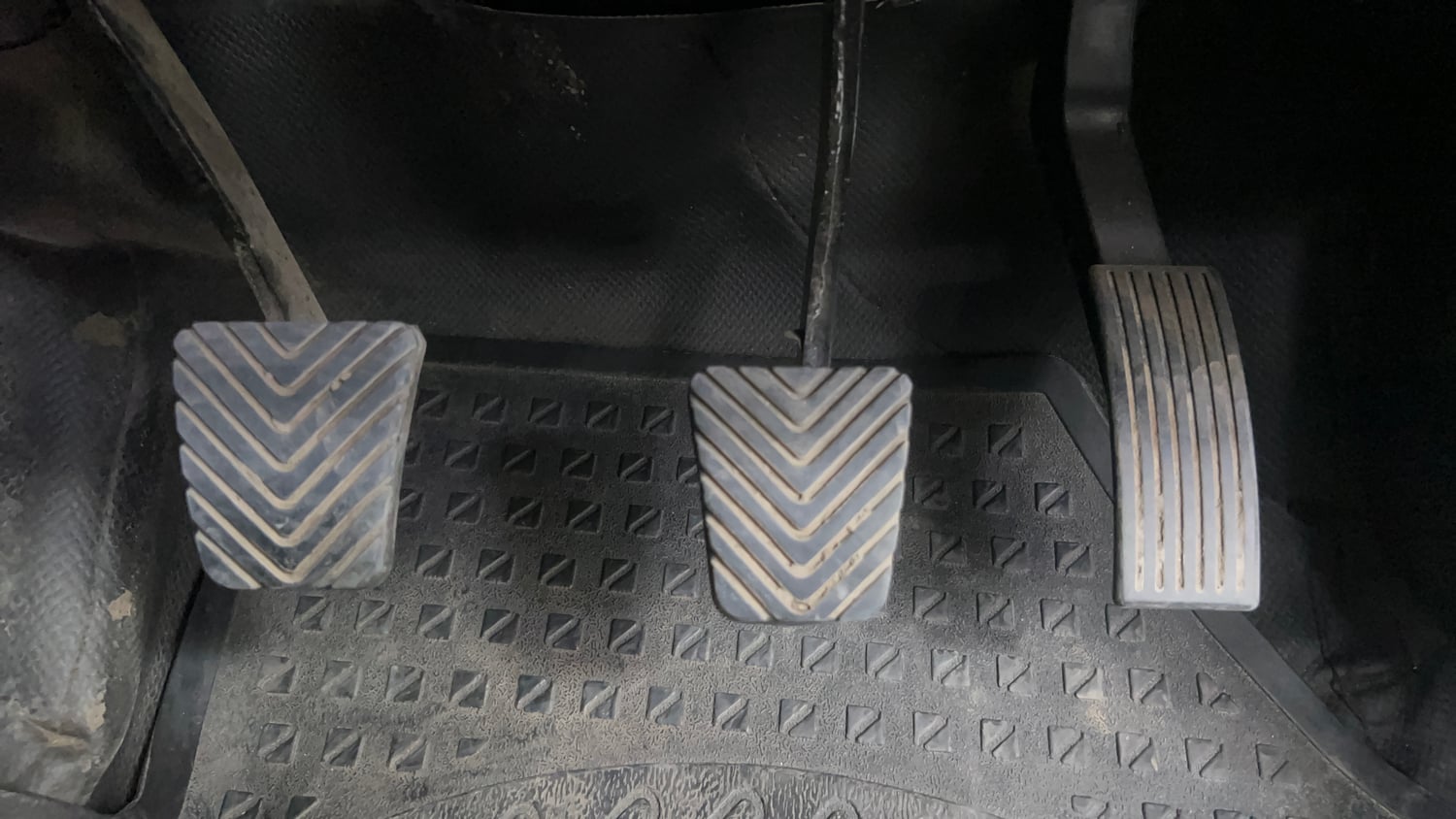 Used 2014 Hyundai Elite i20 Sportz 1.2 Petrol Manual interior PEDALS VIEW