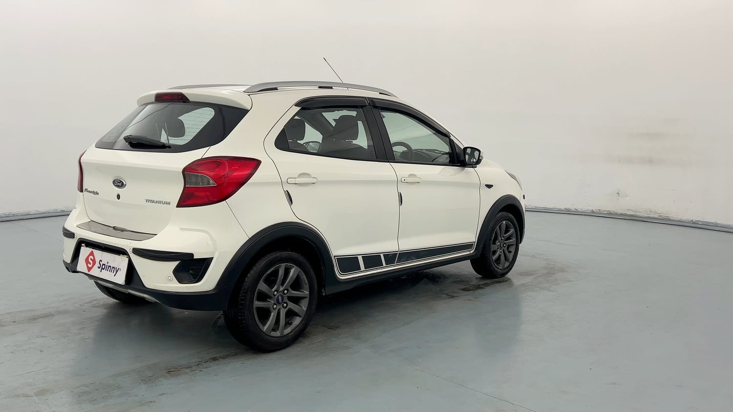 Used 2020 Ford Freestyle Titanium Plus 1.2 Ti-VCT Petrol Manual exterior RIGHT REAR CORNER VIEW