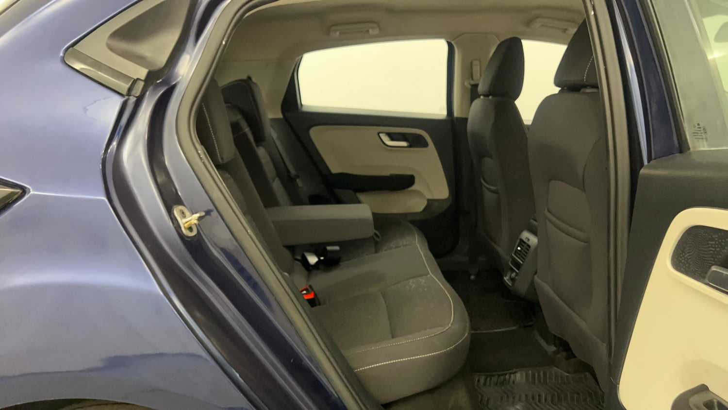 Used 2023 Tata Altroz XZA Petrol Petrol Automatic interior RIGHT SIDE REAR DOOR CABIN VIEW