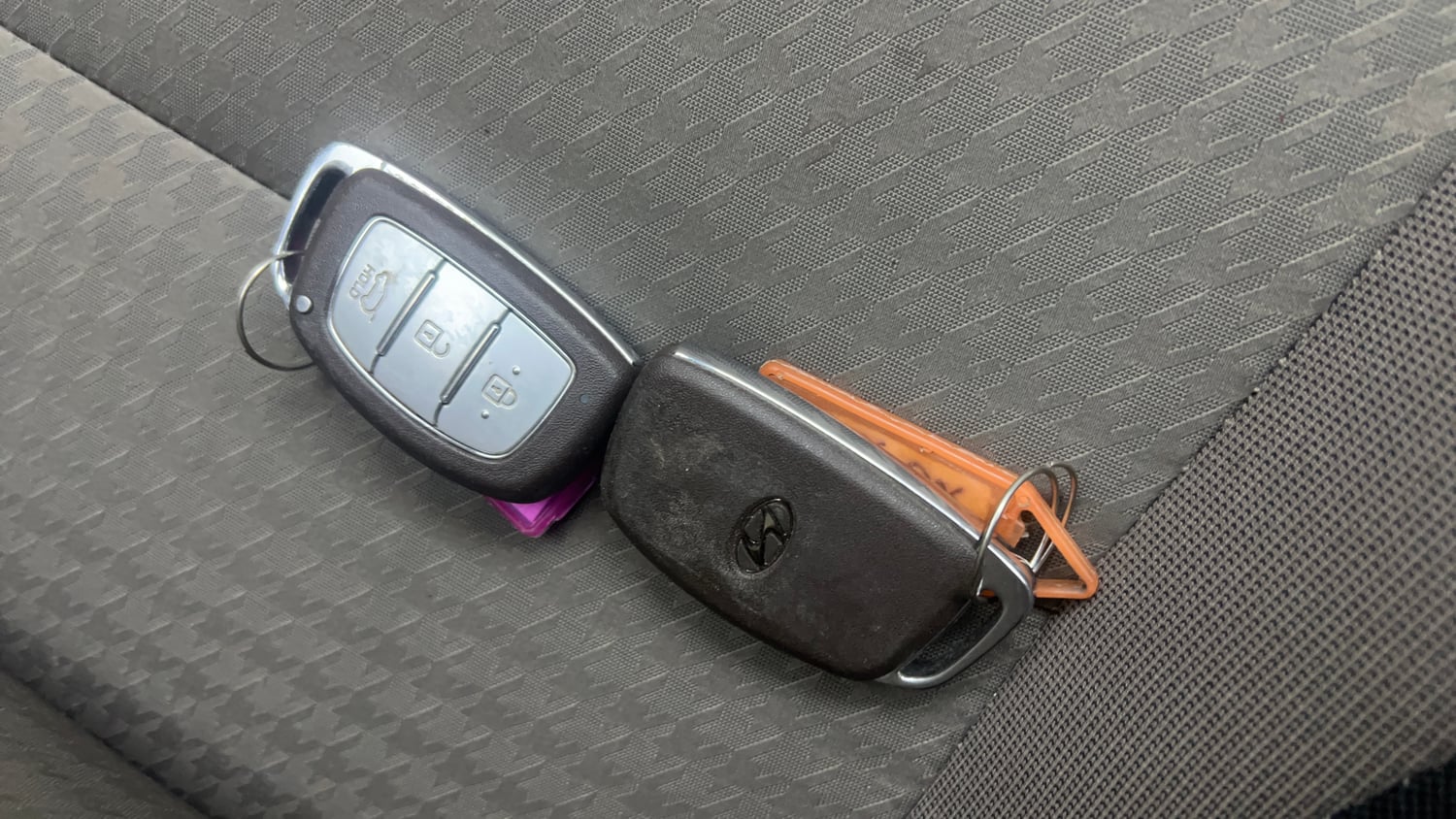 Used 2019 Hyundai Elite i20 Asta 1.2 (O) Petrol Manual extra CAR KEY VIEW