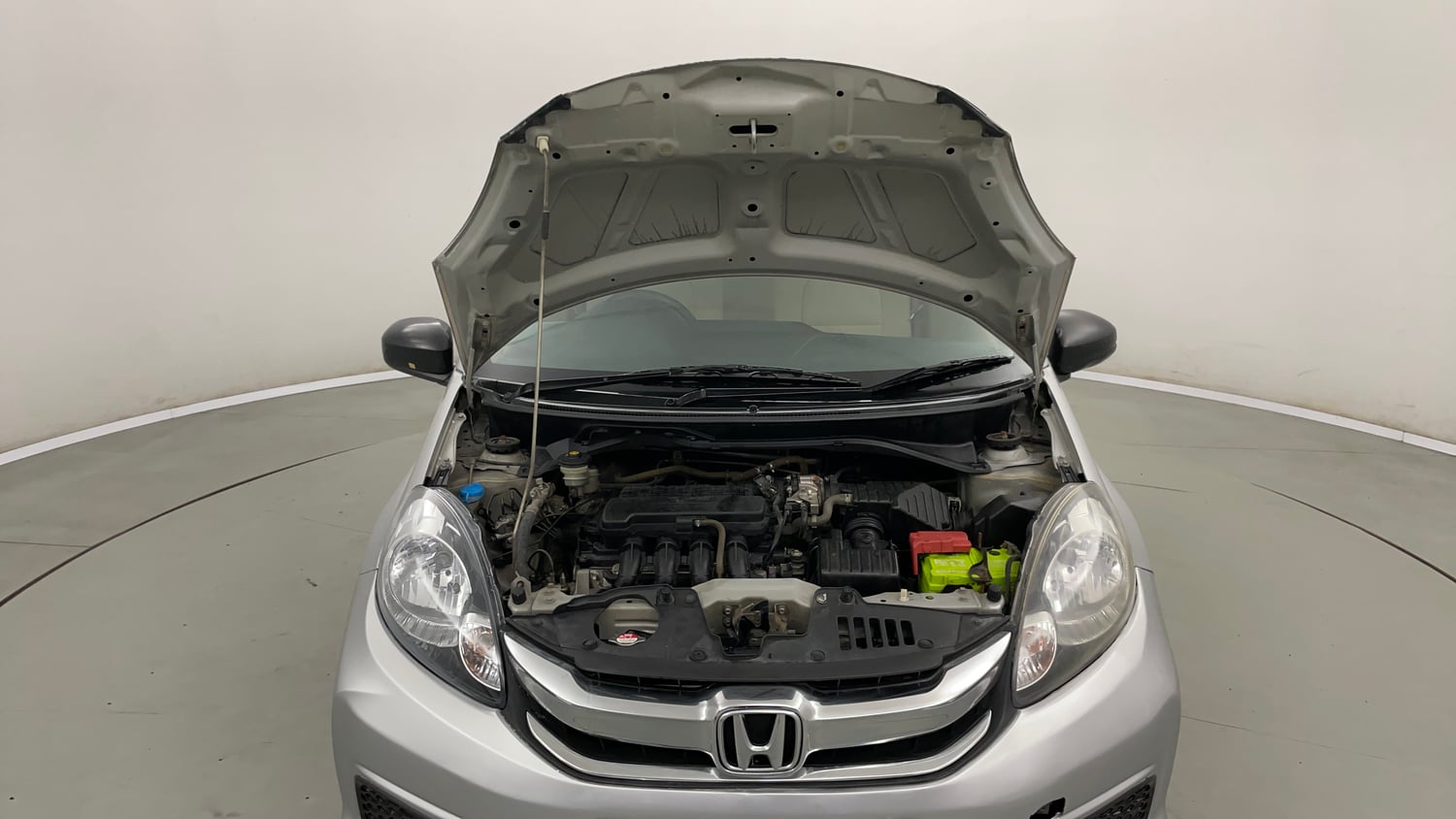 Used 2018 Honda Brio S MT Petrol Manual engine ENGINE & BONNET OPEN FRONT VIEW