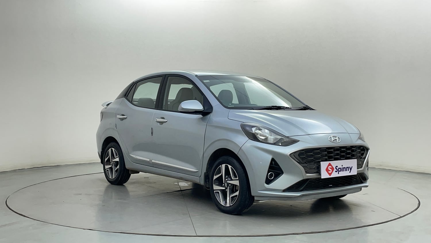 Used 2022 Hyundai Aura SX 1.2 Petrol Petrol Manual exterior RIGHT FRONT CORNER VIEW