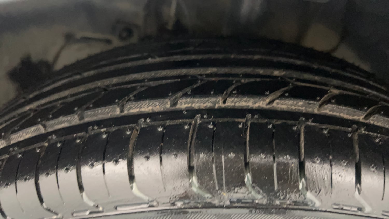 Used 2018 Tata Tiago Revotron XZ Petrol Manual tyres LEFT FRONT TYRE TREAD VIEW
